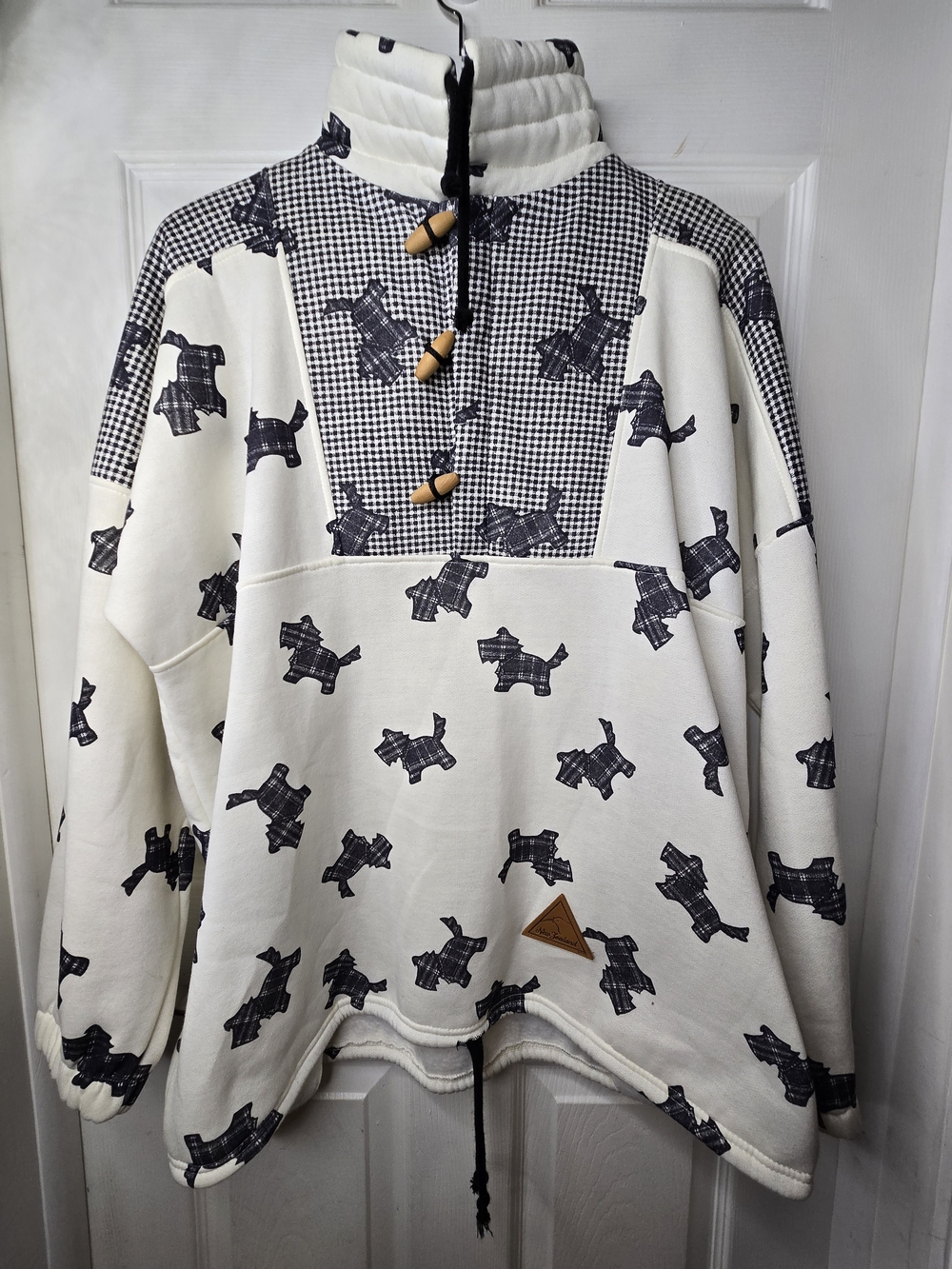 Ultra-rare vintage 80s/90s Wings International heavyweight novelty fleece pullov